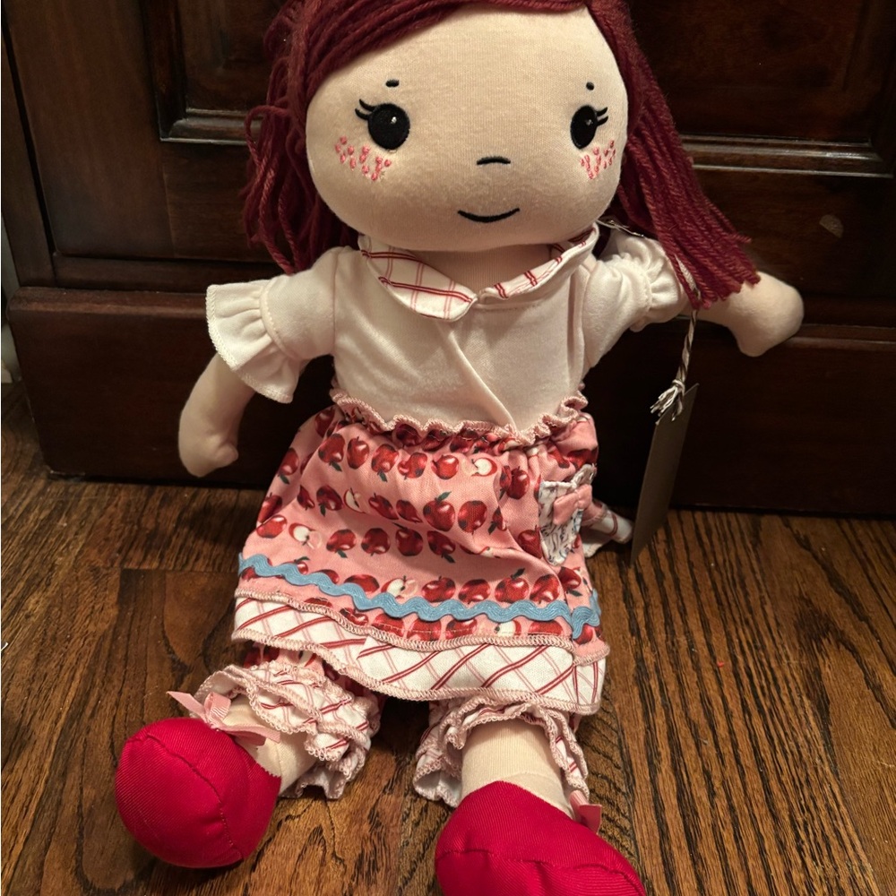 NWT Matilda Jane Red-Haired Doll with Red Shoes
PRICE DROP!❤️